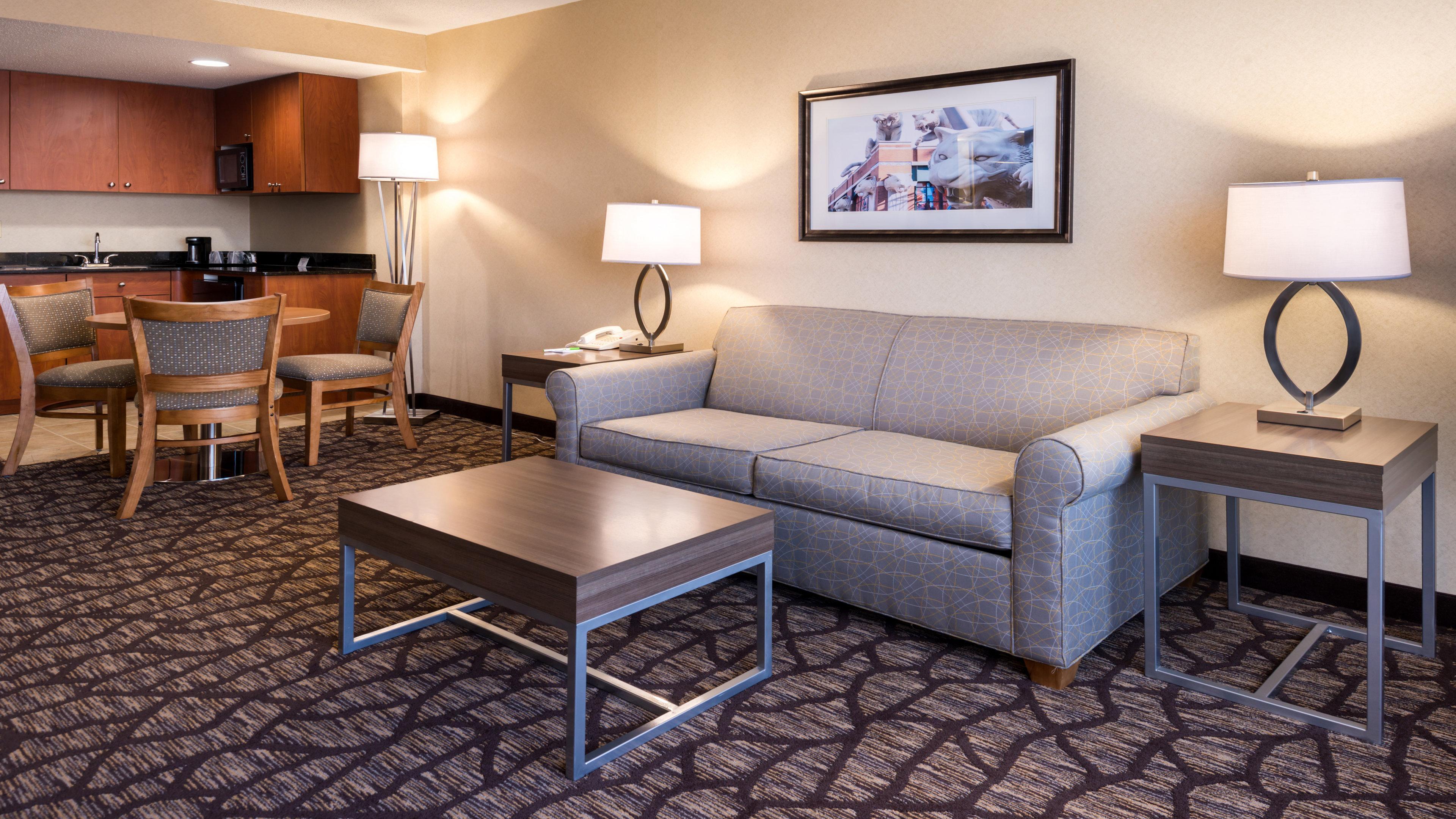 Holiday Inn Hotel & Suites Warren By Ihg Exterior foto