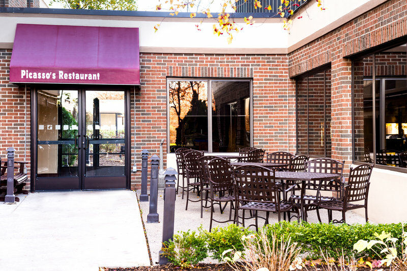 Holiday Inn Hotel & Suites Warren By Ihg Exterior foto
